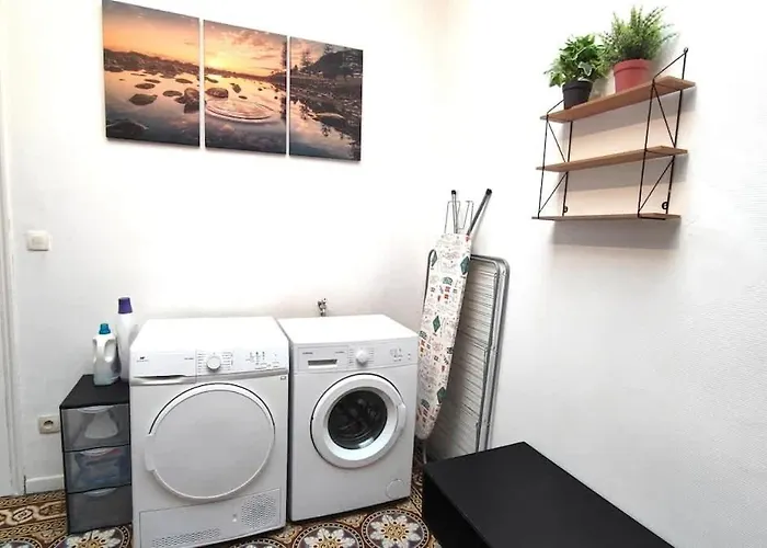 Spacieux Avec Baignoire Wifi Gratuit Appartement